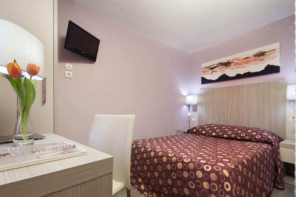 Hotel De Nevers Aulnay-sous-Bois Exterior foto